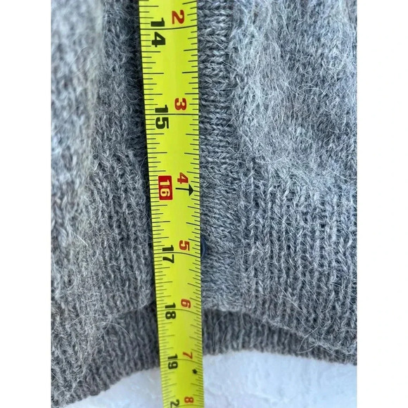 Vintage Womens Button Up Wool Vest Top Gray Sz Large - Picture 4 of 9